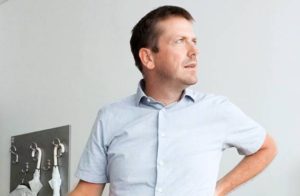 Vladan Minic katsoo luottavaisena tulevaisuuteen.